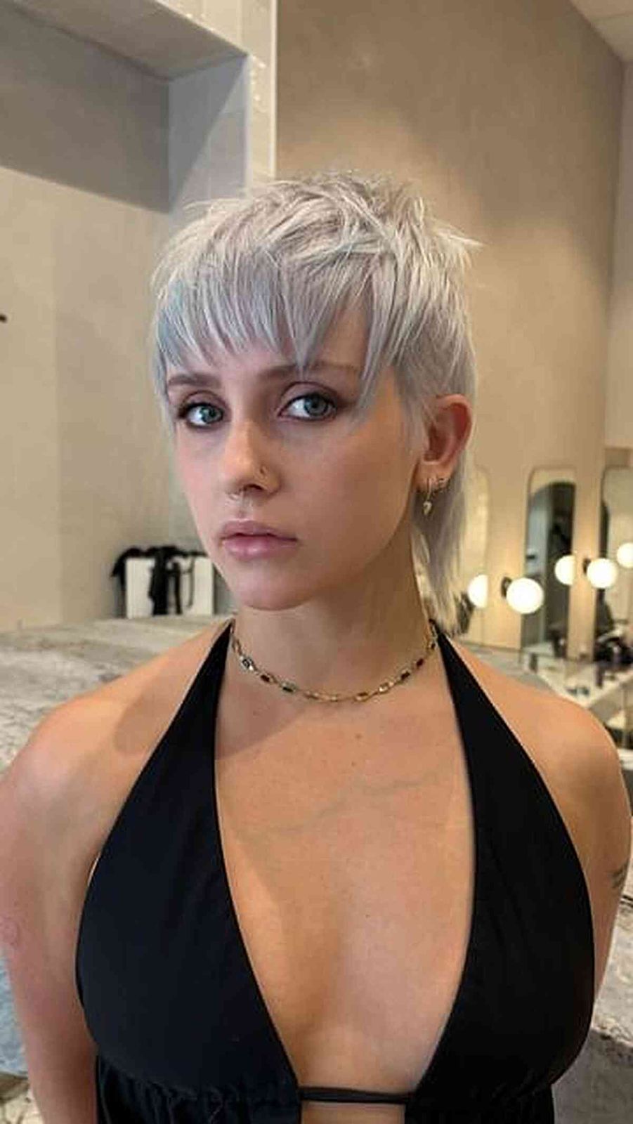 Ash Blonde Mullet with Blunt Bangs — Mullet Haircuts for Women