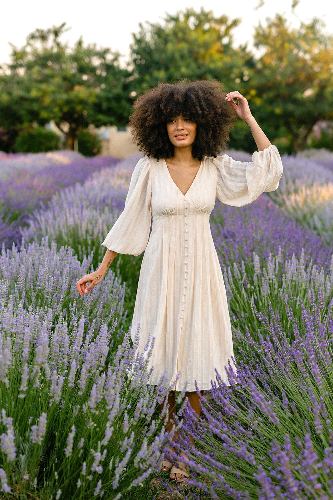 Off-White Textured Midi Dress with Voluminous Sleeves Off-White Textured Midi Dress with Voluminous Sleeves — Midi Dresses