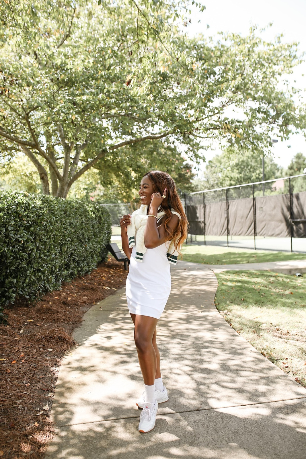 Striped Mini Dress and White Sneakers for Beach Days — Sneakers with Dress Outfits