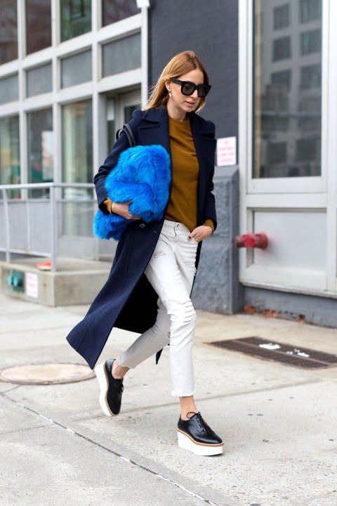 Monochromatic Layers: Mustard Sweater and Navy Coat Monochromatic Layers: Mustard Sweater and Navy Coat — Platform Loafers Outfits