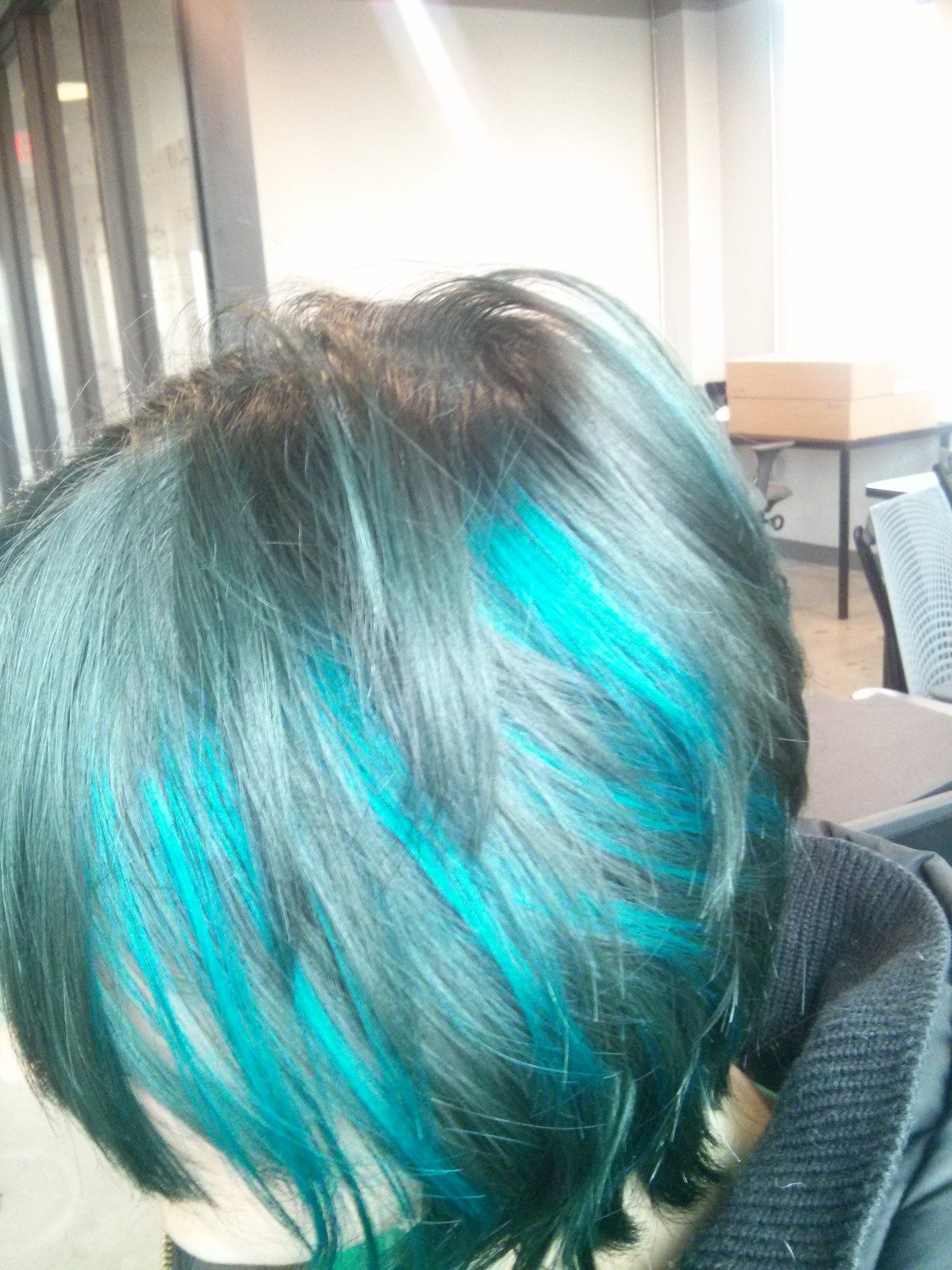 Collarbone Layers In Vivid Aqua Blue — Aqua Hair