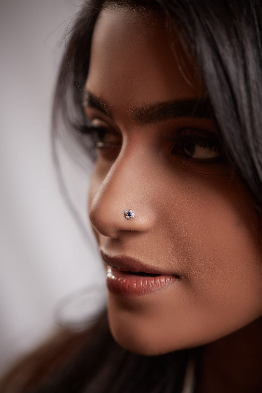 Minimalist Gold Stud with Clear Stone for Understated Elegance Minimalist Gold Stud with Clear Stone for Understated Elegance — Nose Piercing Ideas