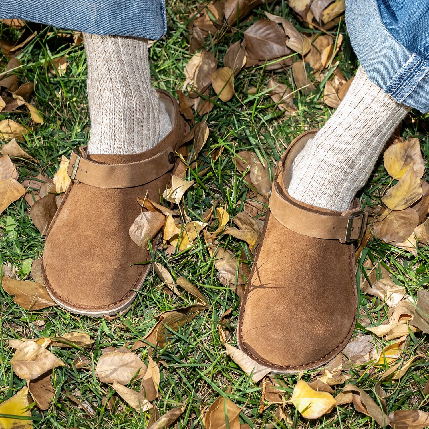 Cozy Fall: Brown Birkenstock Bostons with Jeans and Ribbed Socks Cozy Fall: Brown Birkenstock Bostons with Jeans and Ribbed Socks — Birkenstock Boston Outfits