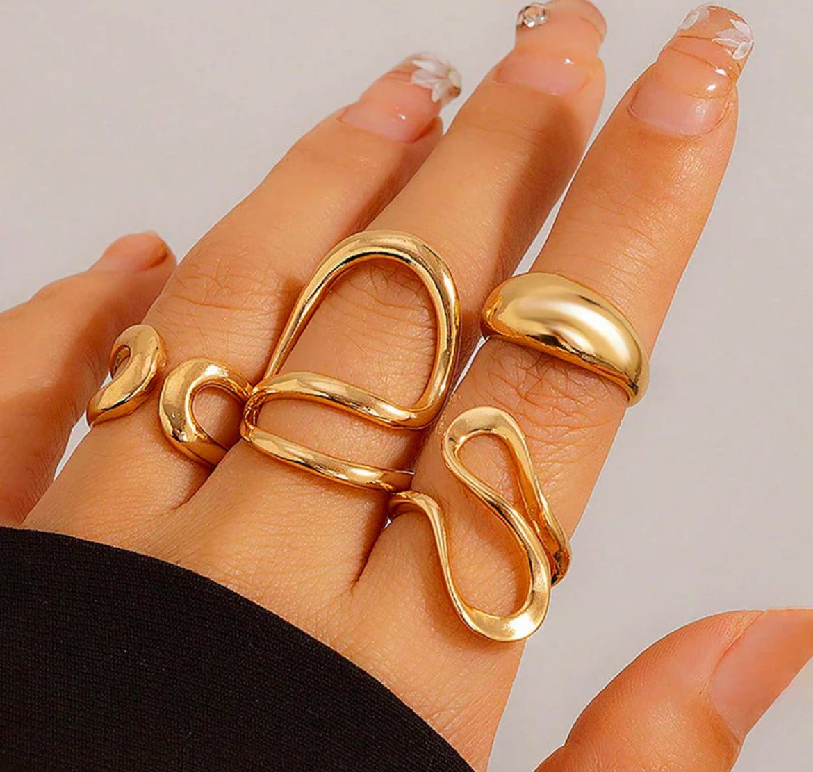 Abstract Gold Rings for a Modern Statement — Chunky Rings