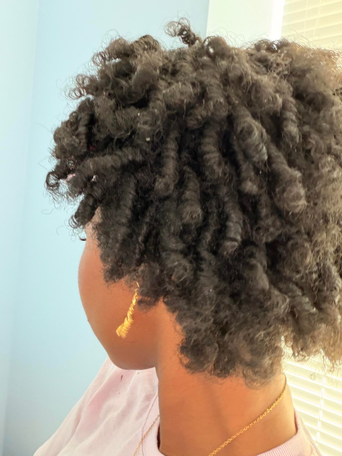 No Bangs Short Black Hair Uniform Spiral Curls — Perm Rod Set