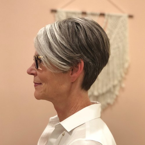 Chin Visual Idea — Haircuts for Women Over 50 with Glasses