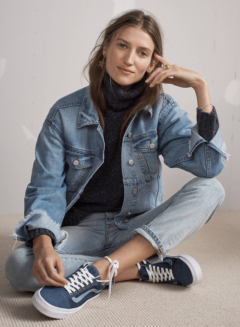 Denim Jacket with Grey Turtleneck and Jeans Denim Jacket with Grey Turtleneck and Jeans — Madewell Outfits