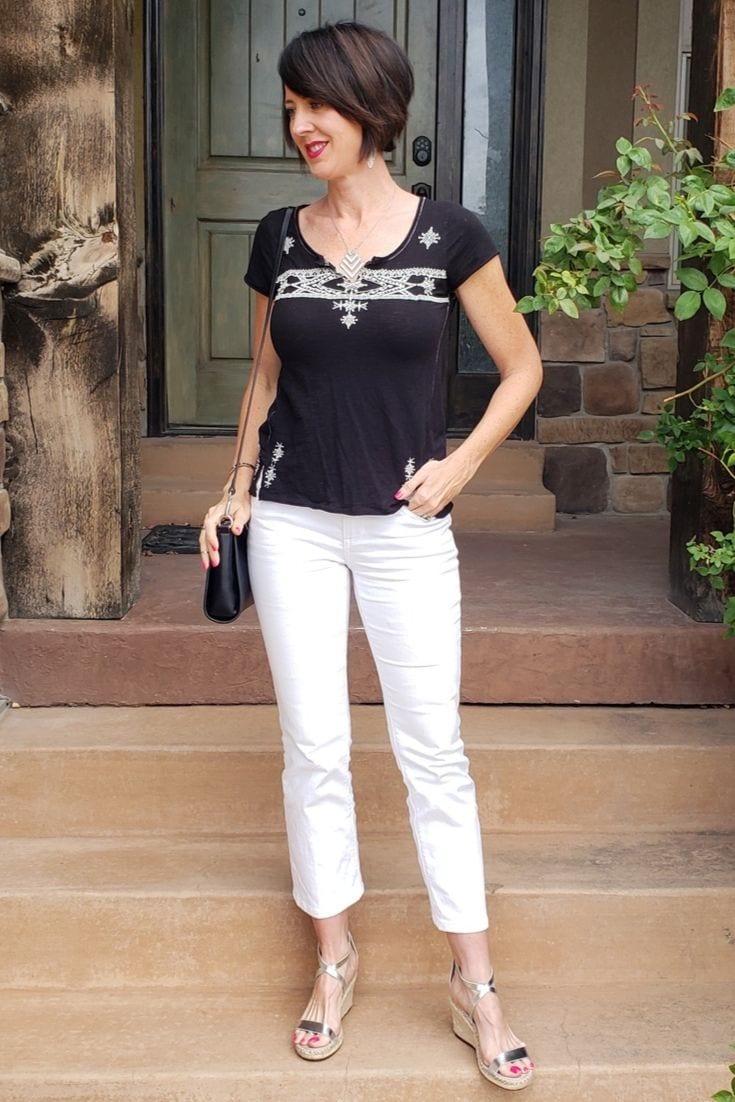 Classic Combination: Black Embroidered Tee with White Cropped Jeans — Black and White Outfits