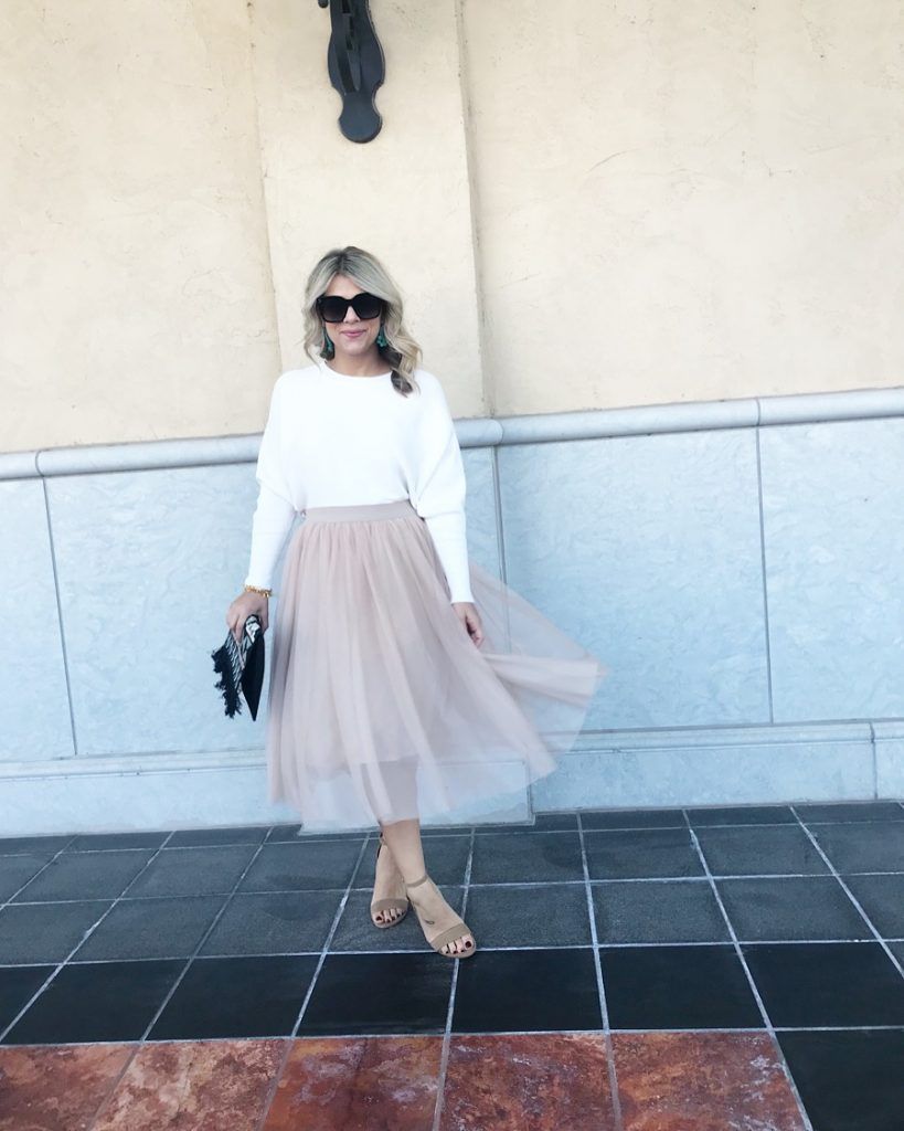 Effortless Daytime Chic: Blush Pink Tulle Skirt with a Sweater — Tulle Skirt Outfits