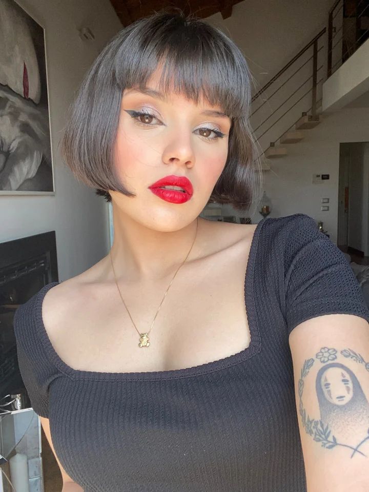 Jawline Dark Brown Bob With Full Bangs — French Bob