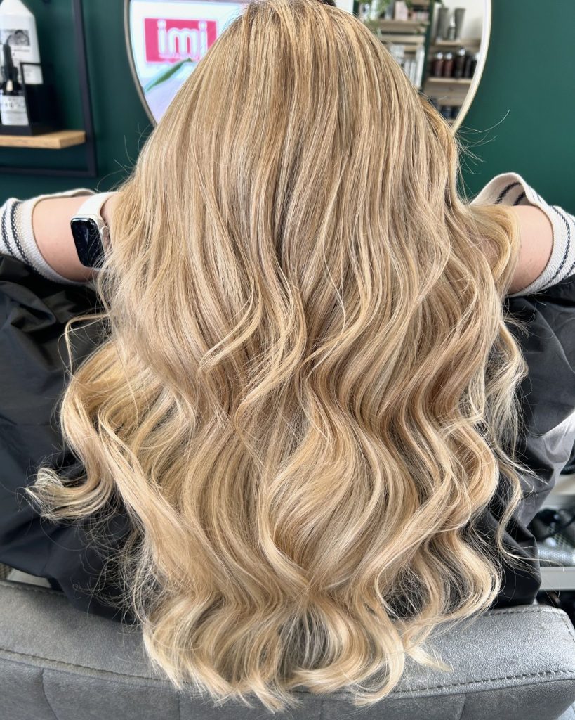 Mid-Back Radiant Bright Golden Blonde Mid-Back Radiant Bright Golden Blonde