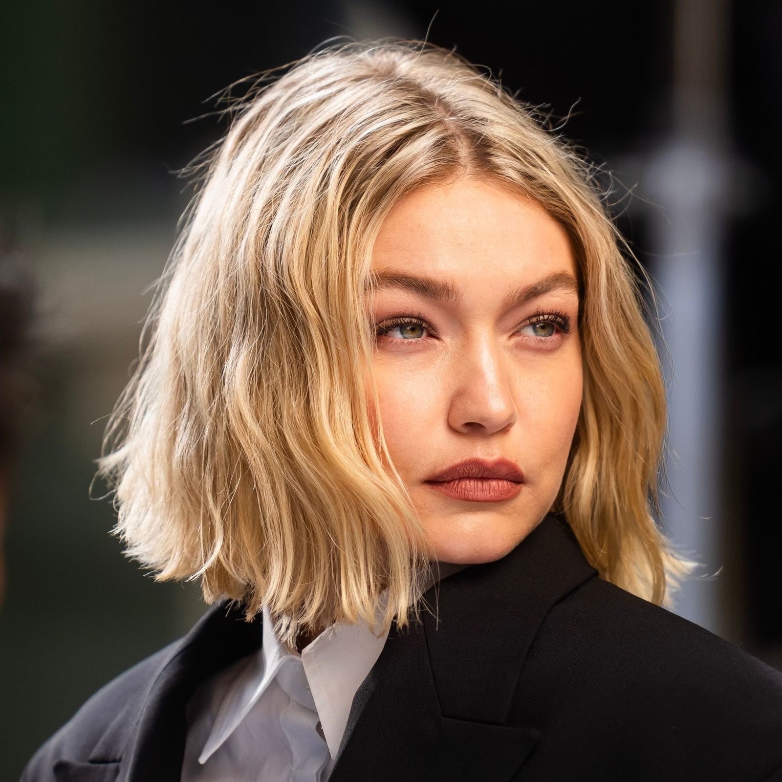 Ash Blonde Bob With Soft Waves — Preppy Hairstyles