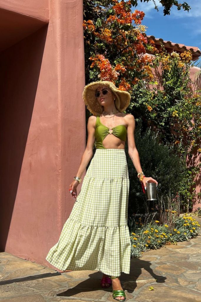 32 HAWT Palm Springs Outfits That Are Certified Showstoppers