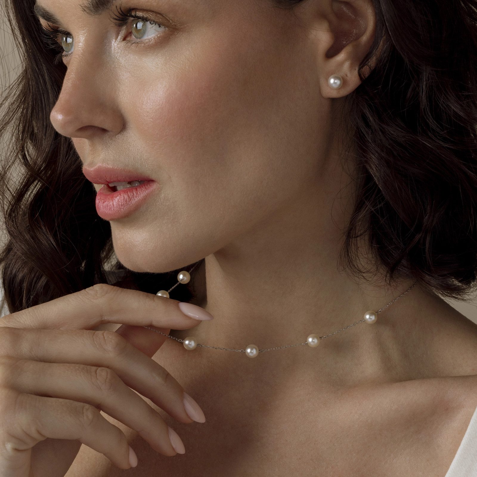 Delicate Pearl Necklace with Matching Stud Earrings and White Top Delicate Pearl Necklace with Matching Stud Earrings and White Top — Pearl Necklace Outfits