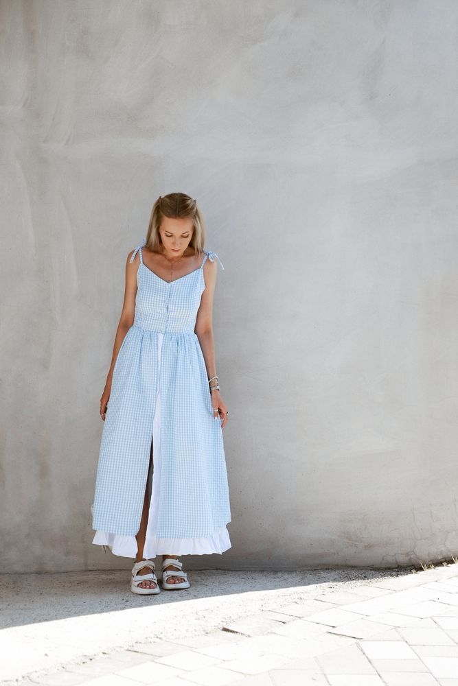 Gingham Midi Dress for Summer Casual Gingham Midi Dress for Summer Casual — Washington DC Outfits