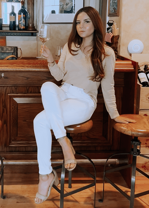Beige Knit Sweater with White Skinny Jeans and Nude Heels for a Chic Winery Look — Winery Outfits