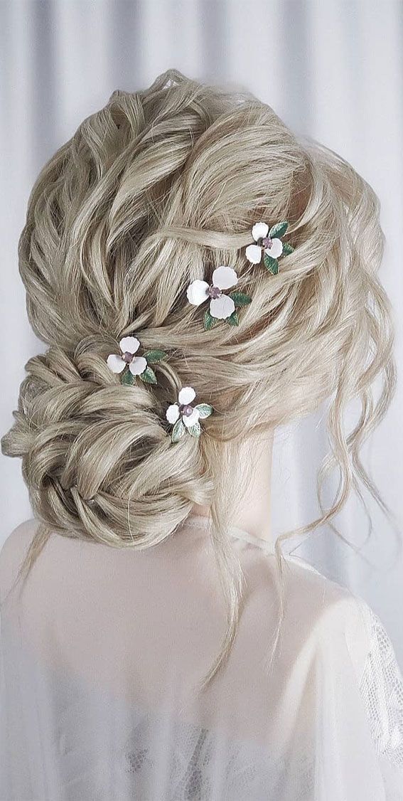 Ash Blonde With Subtle Highlights Visual Idea — Vintage Wedding Hairstyles
