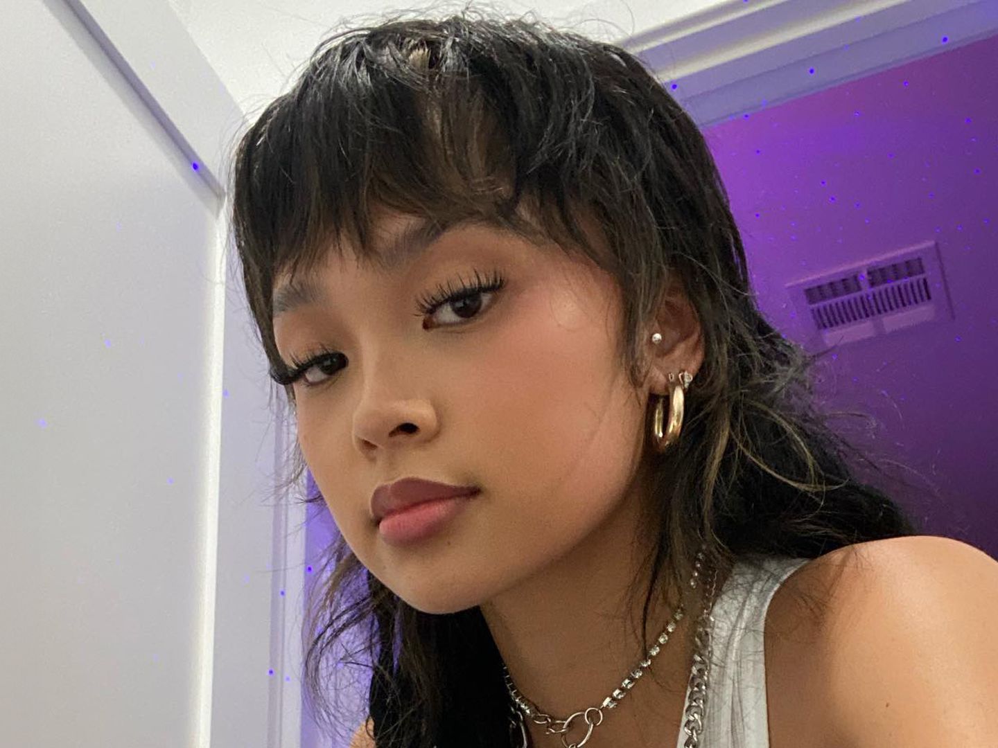 Chin Length Mullet with Choppy Bangs — Mullet Haircuts for Women