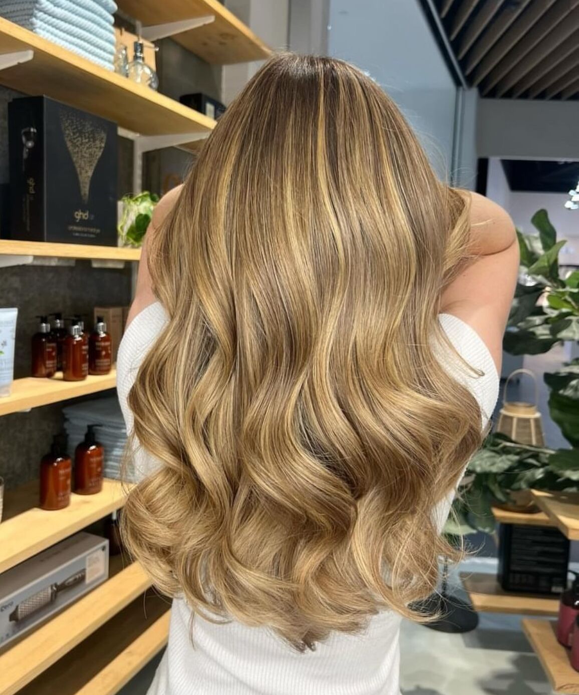 Honey Blonde Balayage Visual Idea Honey Blonde Balayage Visual Idea — Honey Balayage