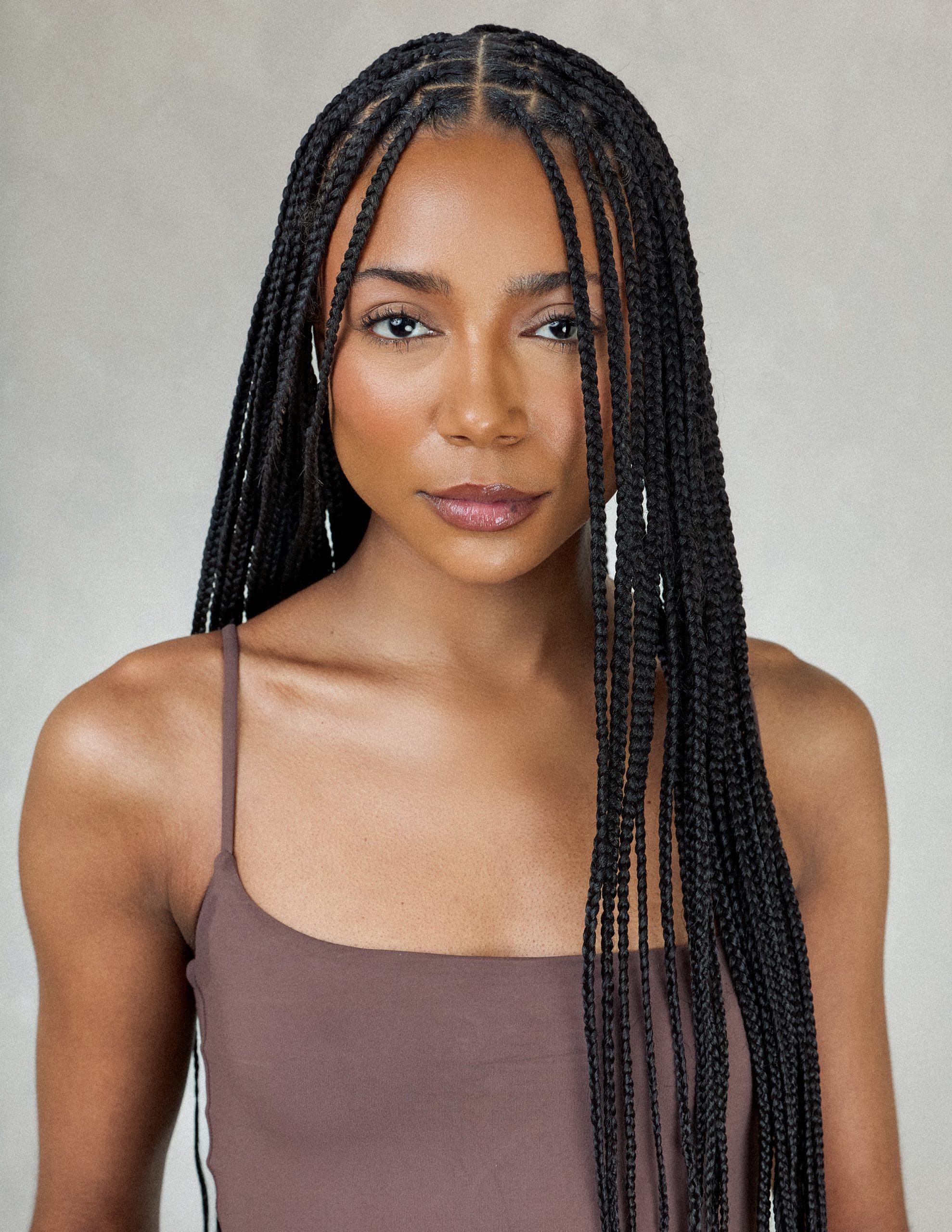 Precise Small Black Braids — Small Knotless Braids