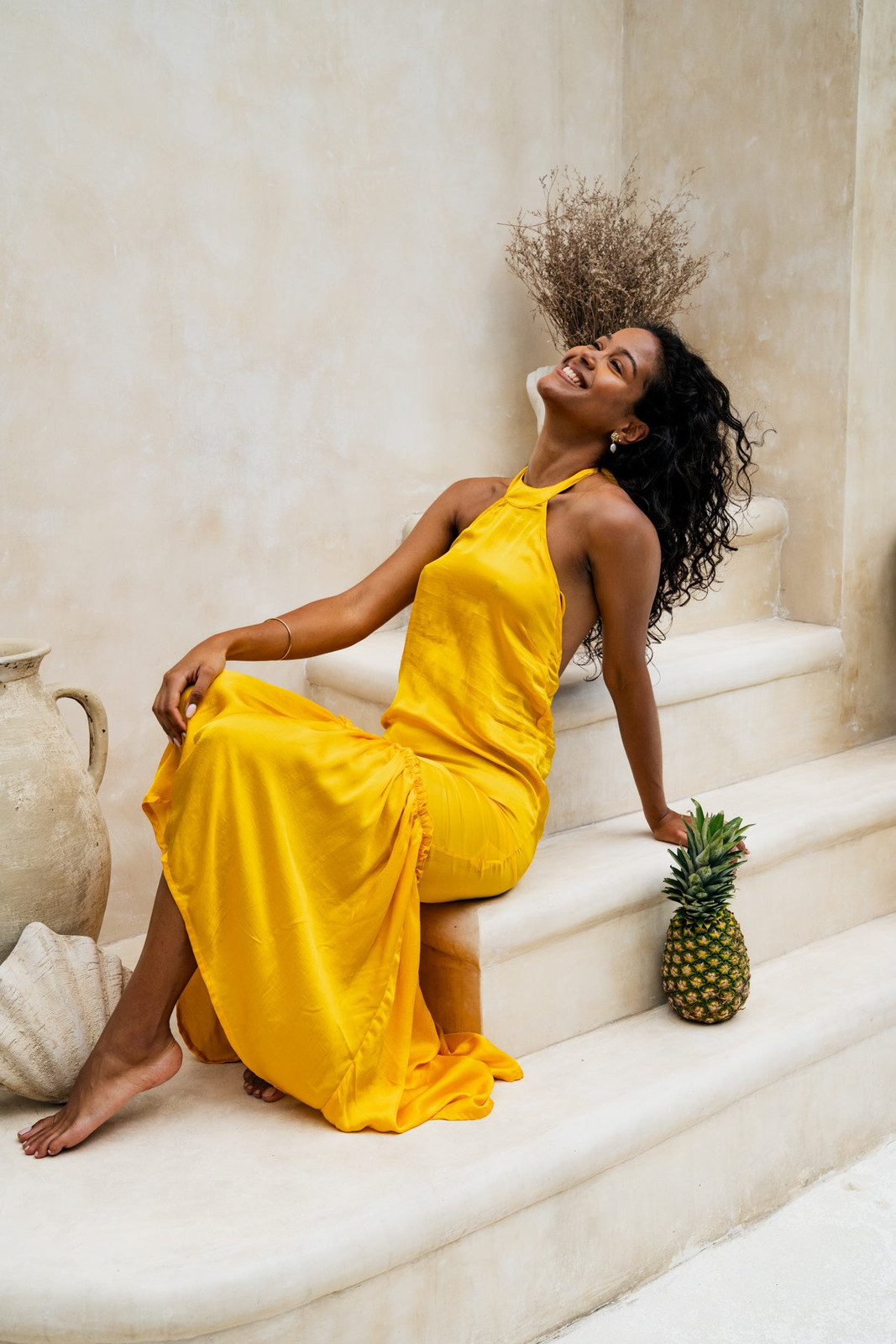 Flowing Yellow Halter Maxi Dress for Resort Evenings Flowing Yellow Halter Maxi Dress for Resort Evenings — Oahu Outfits