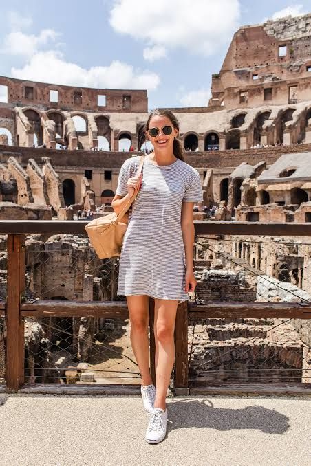 Striped T-Shirt Dress for Easy Daytime Exploration Striped T-Shirt Dress for Easy Daytime Exploration — Rome Outfits