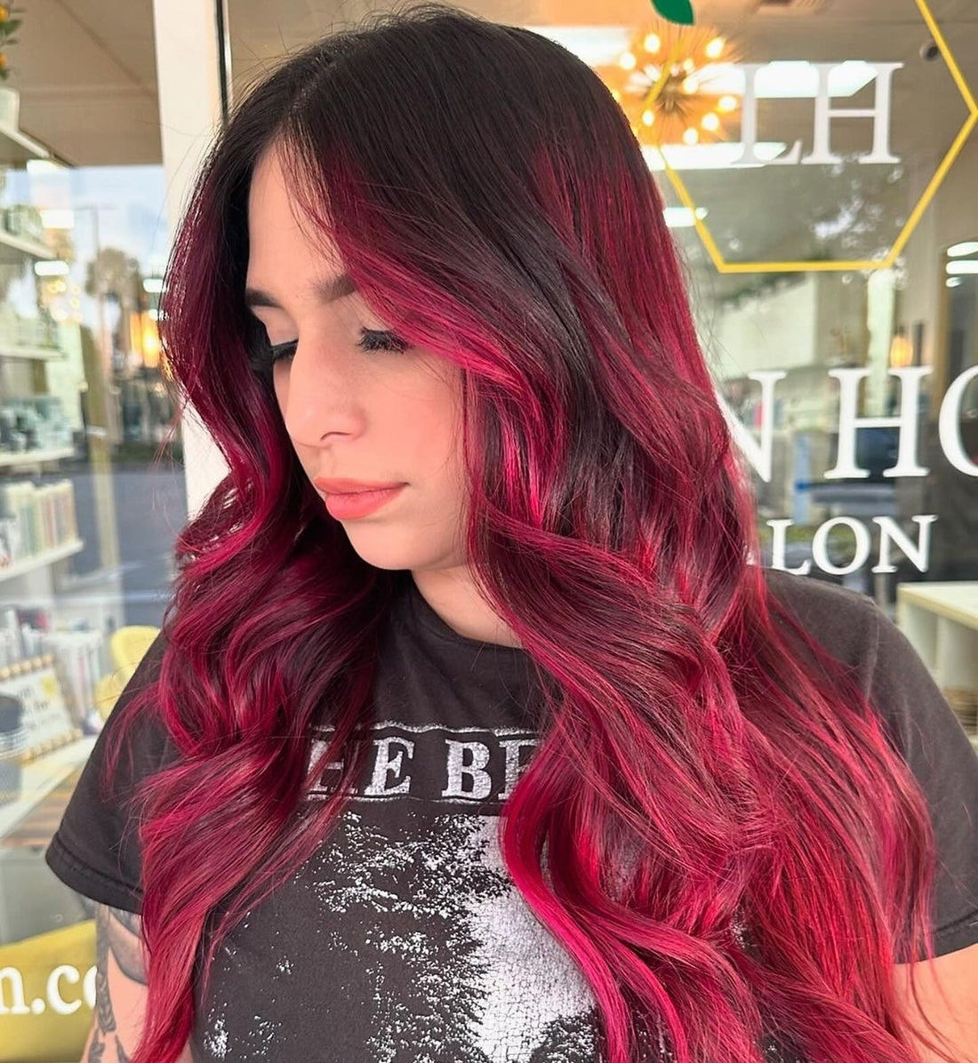 Magenta With Subtle Pink Undertones Visual Idea Magenta With Subtle Pink Undertones Visual Idea — Fuchsia Hair