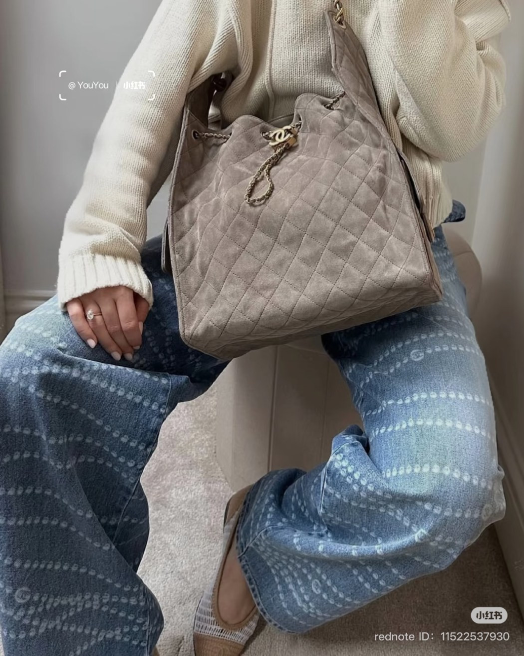 Beige Quilted Suede Hobo Bag with Cable Knit and Wide-Leg Jeans — Hobo Bag Outfits