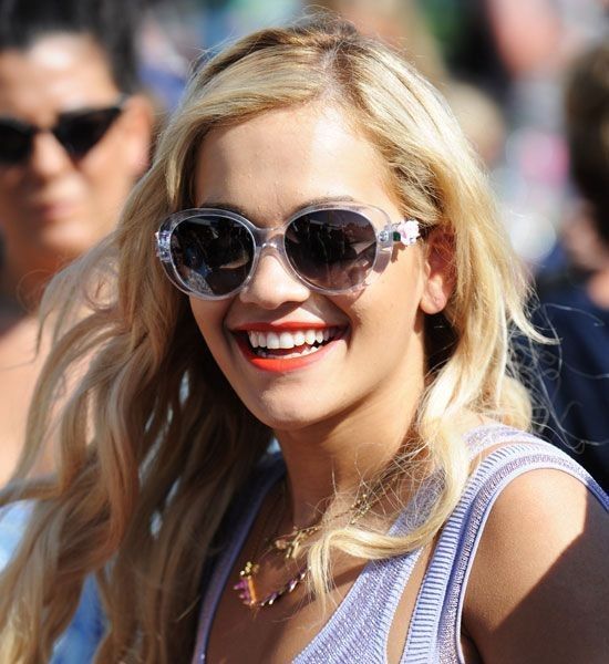 Festival Ready with Embellished Sunglasses — Round Sunglasses Outfits