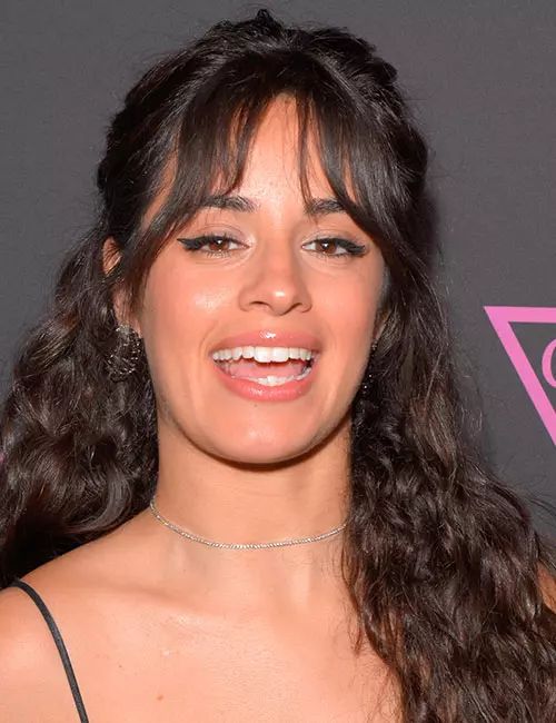 Collarbone Waves With Curtain Bangs Collarbone Waves With Curtain Bangs — Half Up Half Down with Bangs