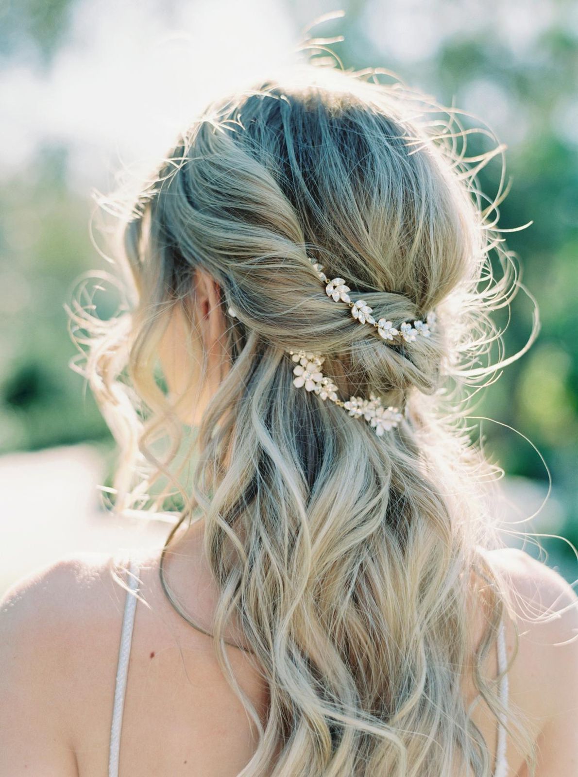 Mid-Back Visual Idea — Half Up Half Down Medium Hair
