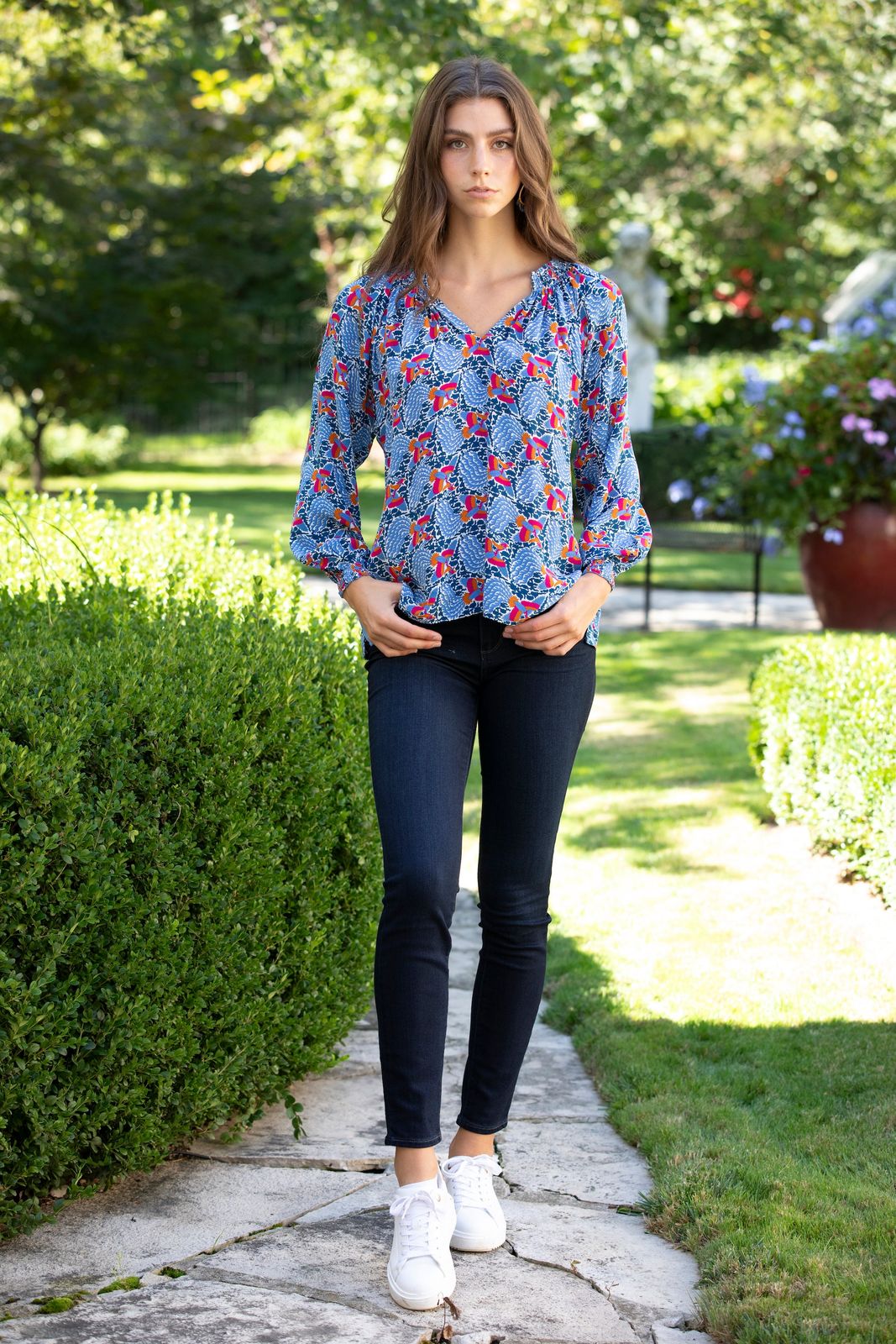 Denim Shirt with White Trousers and Statement Necklace Denim Shirt with White Trousers and Statement Necklace — Savannah Outfits