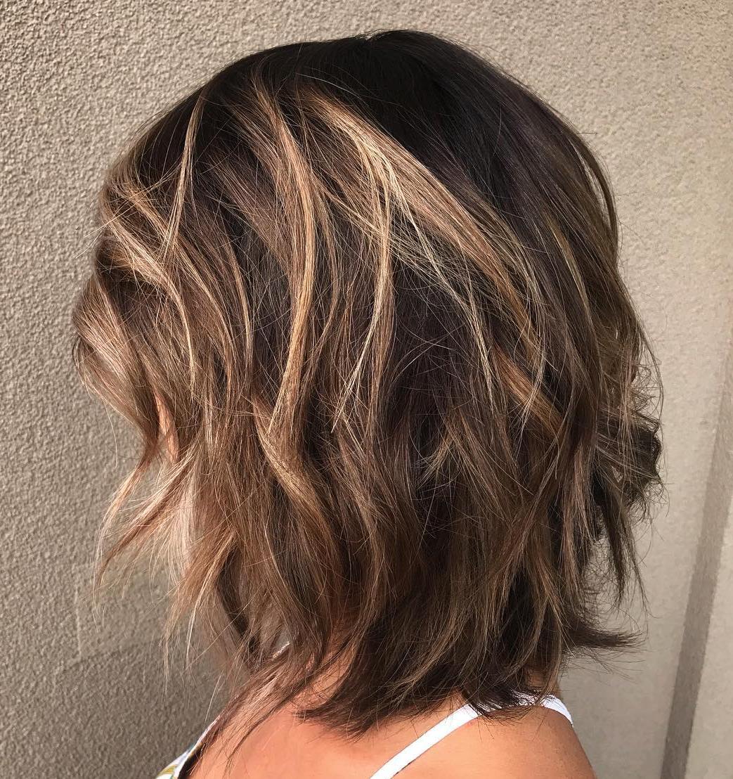 Dark Brown Lob With Blonde Highlights — Hairstyles for Medium Hair