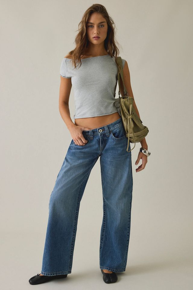 Off-the-Shoulder Crop Top with Baggy Low-Rise Jeans Off-the-Shoulder Crop Top with Baggy Low-Rise Jeans — Low Rise Jeans