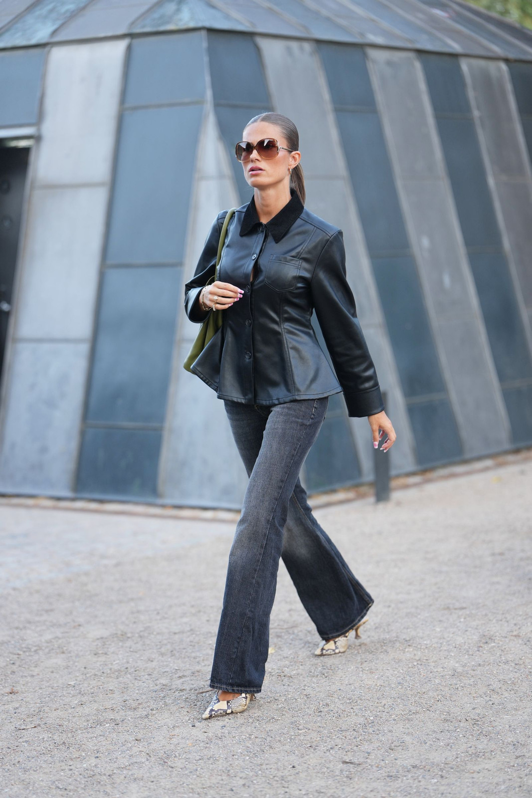 Flare Jeans with a Peplum Faux-Leather Jacket Flare Jeans with a Peplum Faux-Leather Jacket — Levi's Outfits