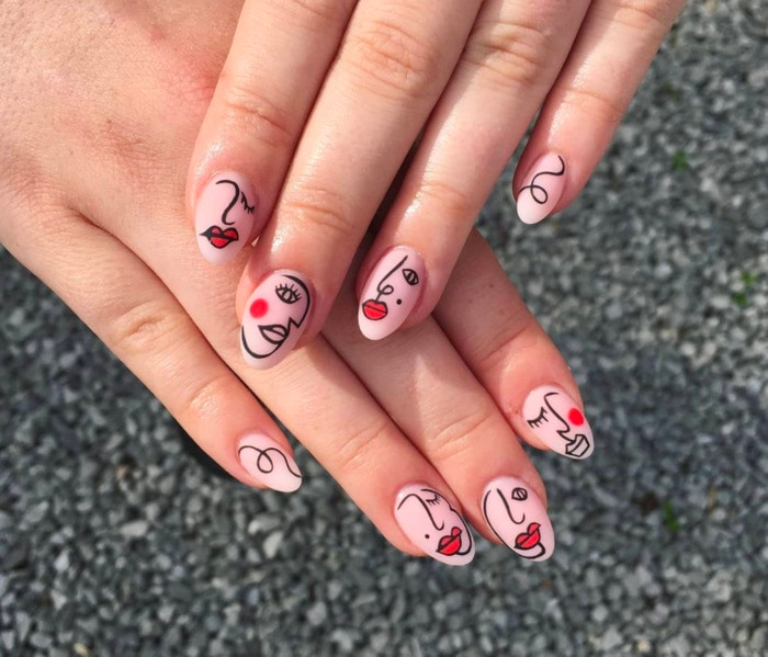 Abstract Face Outlines Red Lips Red Dots Visual Idea Abstract Face Outlines Red Lips Red Dots Visual Idea — Line Art Nails