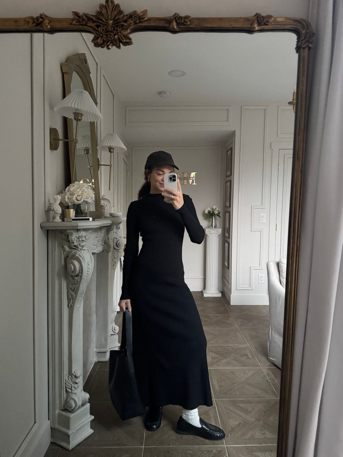 Casual Black Ribbed Knit Maxi Dress with Athleisure Touches Casual Black Ribbed Knit Maxi Dress with Athleisure Touches — Maxi Dress Outfits