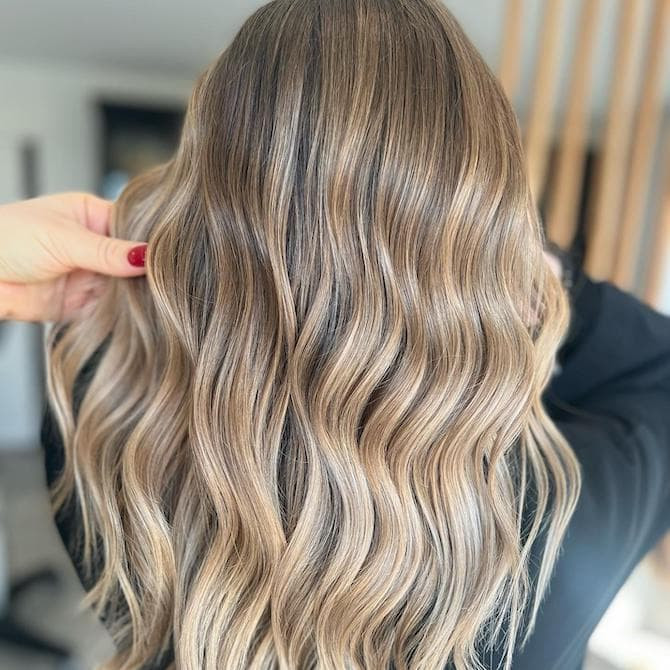 Mid-Back Visual Idea Mid-Back Visual Idea — Balayage