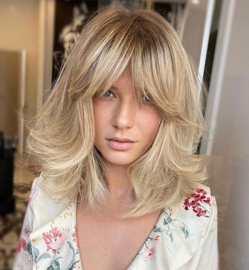 Ash Blonde Collarbone With Platinum Highlights Ash Blonde Collarbone With Platinum Highlights — Feathered Hair