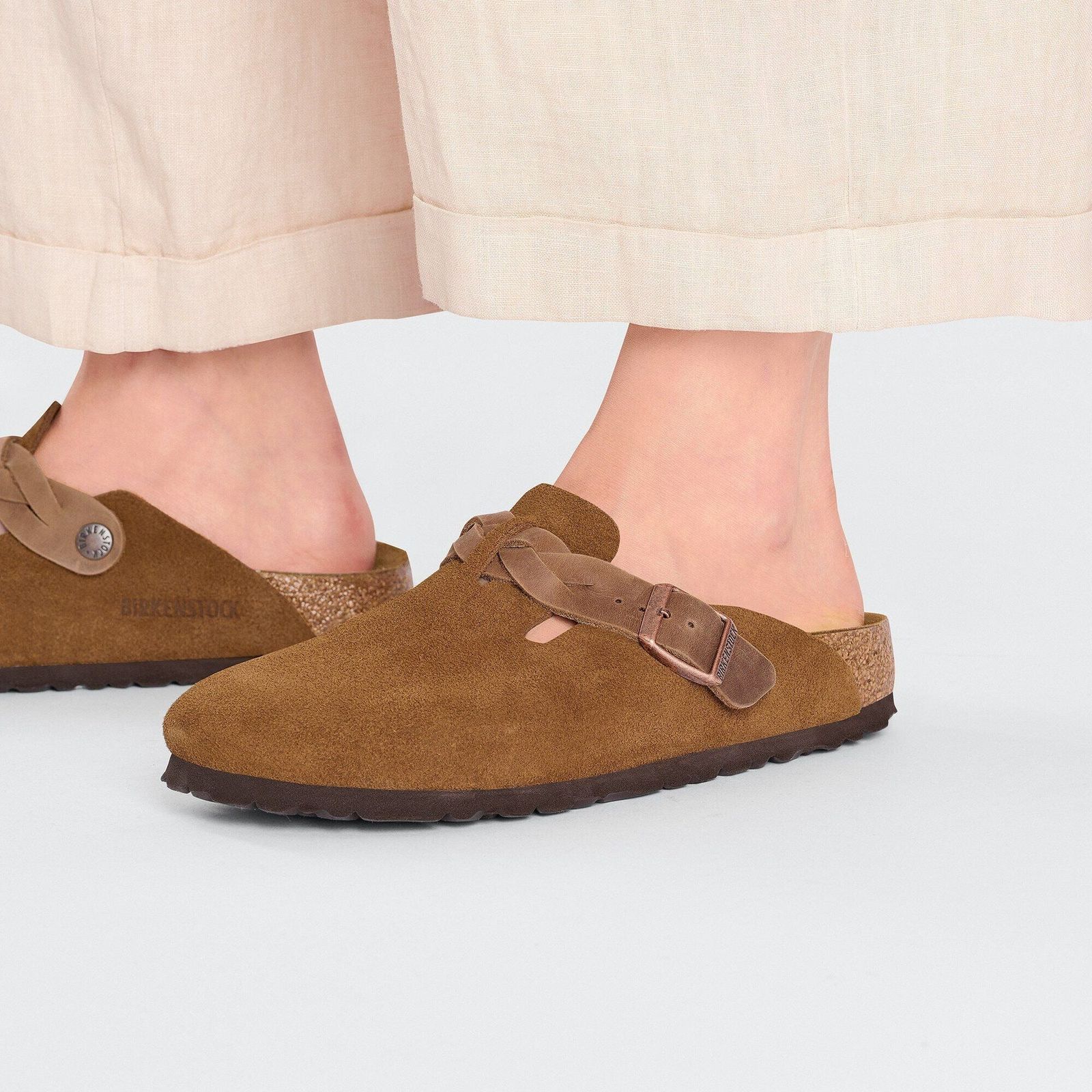 Relaxed Silhouette: Brown Birkenstock Bostons with Wide-Leg Trousers Relaxed Silhouette: Brown Birkenstock Bostons with Wide-Leg Trousers — Birkenstock Boston Outfits