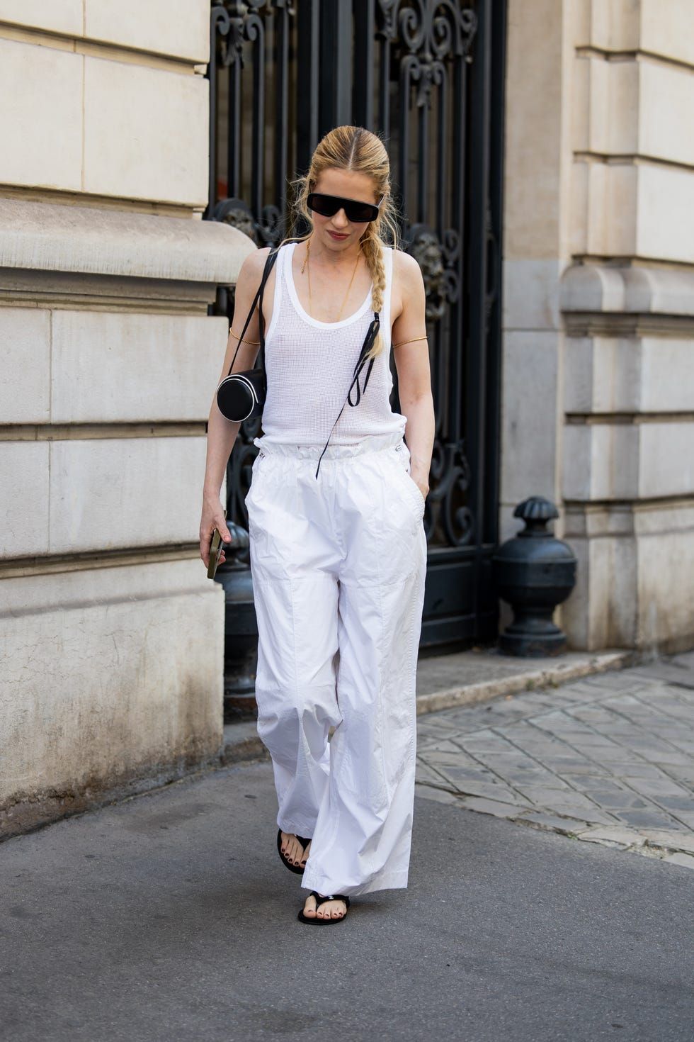 White Tank Top with White Wide-Leg Cargo Pants White Tank Top with White Wide-Leg Cargo Pants — Utilitarian Outfits