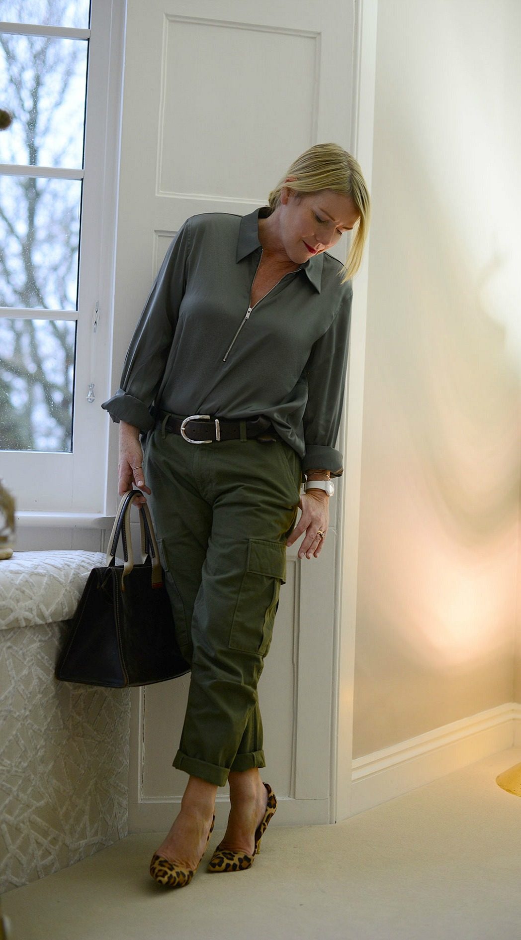 Olive Green Cargo Pants With Zip-Up Shirt and Leopard Heels — Cargo Pants Outfits
