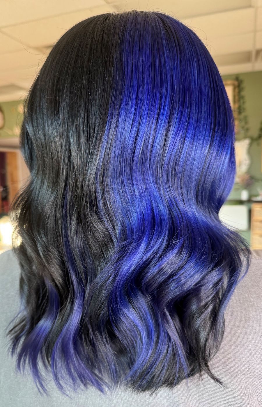 Mid-Back Visual Idea — Dark Blue Hair