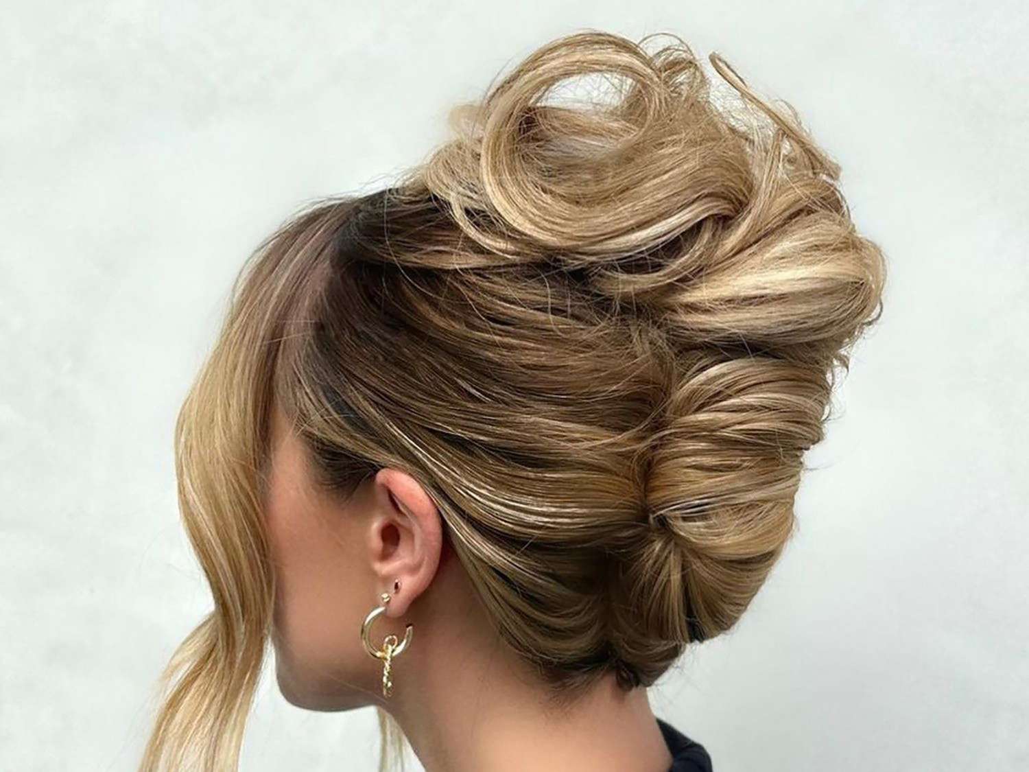 Textured Swept-Back Updo with Volume Textured Swept-Back Updo with Volume — Updos