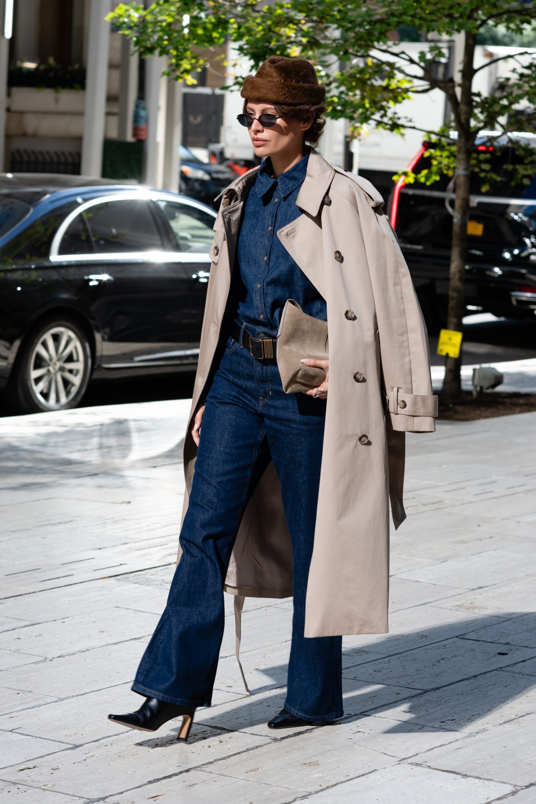Casual Street Style Outfit Idea Casual Street Style Outfit Idea — Bootcut Jeans