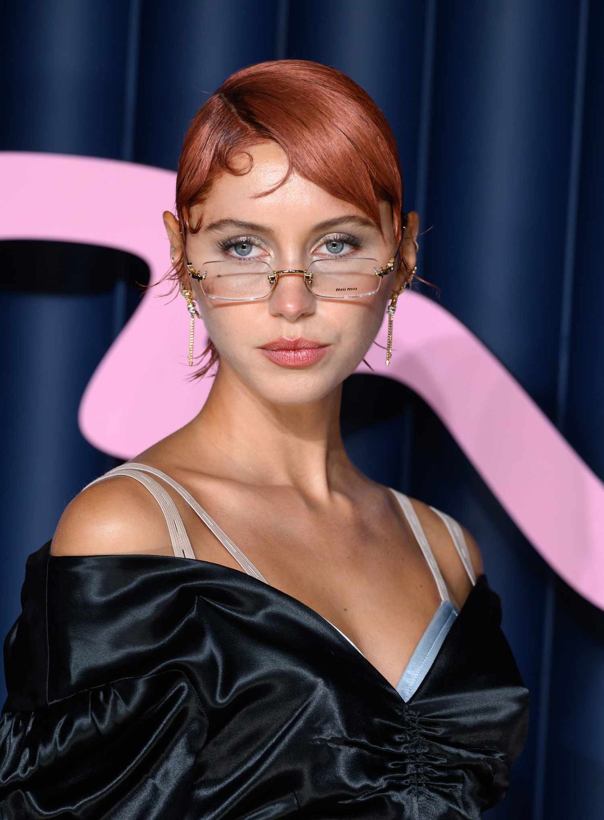 Ear Visual Idea — Hairstyles with Glasses