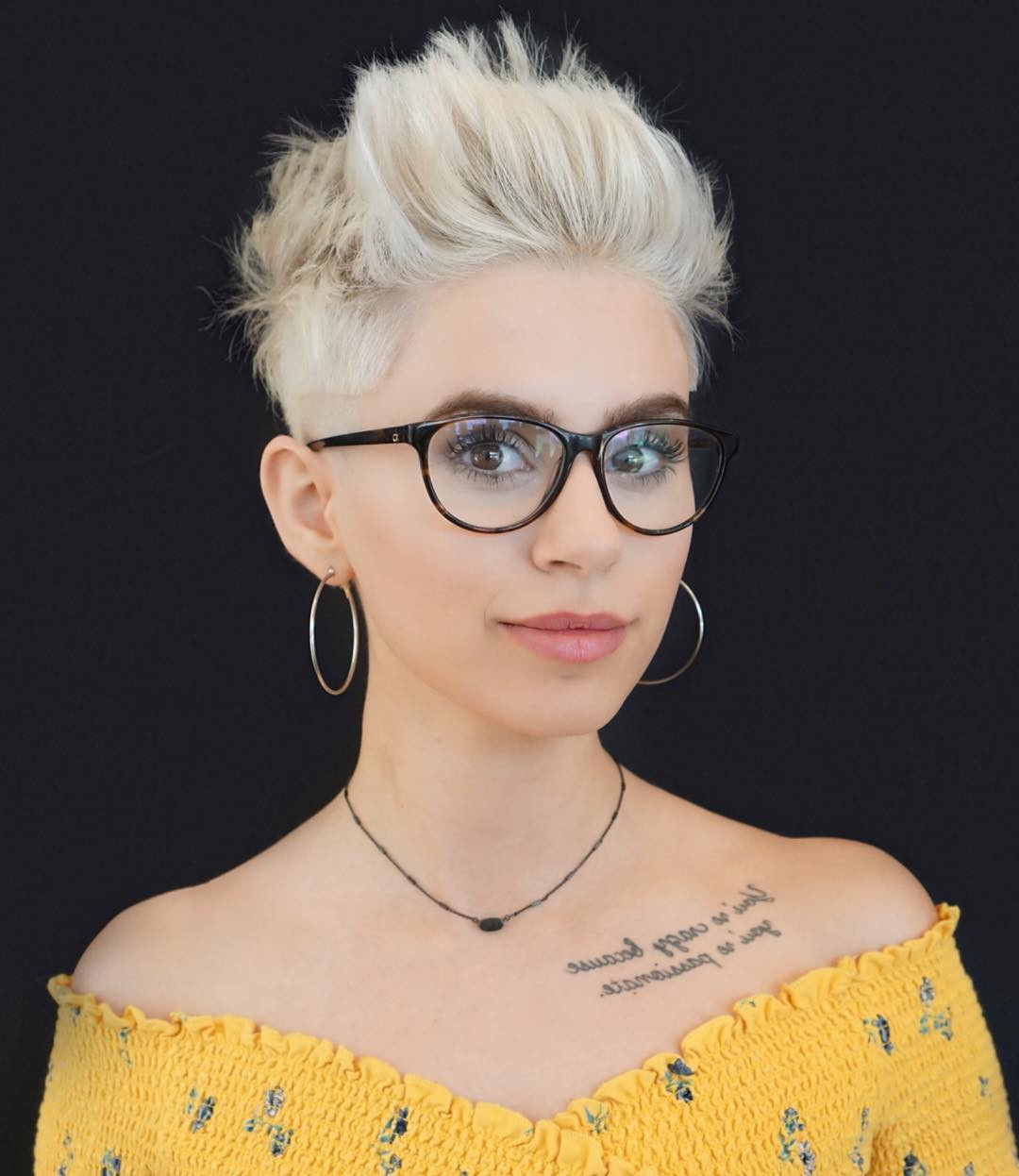 Short Visual Idea — Haircuts with Glasses