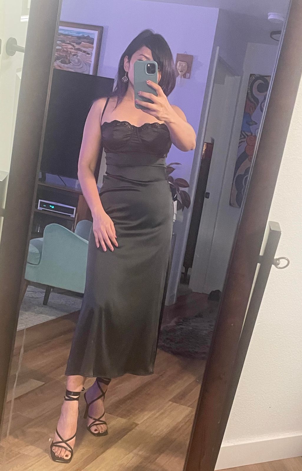 Black Satin Slip Dress with Sweetheart Neckline for Modern Opera Black Satin Slip Dress with Sweetheart Neckline for Modern Opera — Opera Outfits
