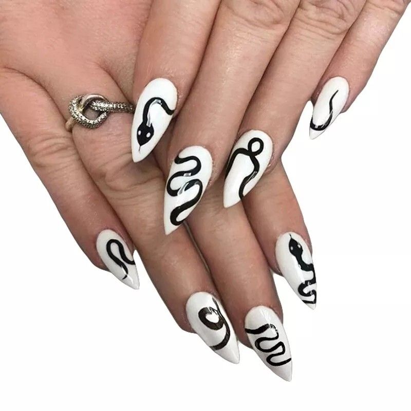 Glossy White Stylized Black Snakes Glossy White Stylized Black Snakes — Snake Print Nails