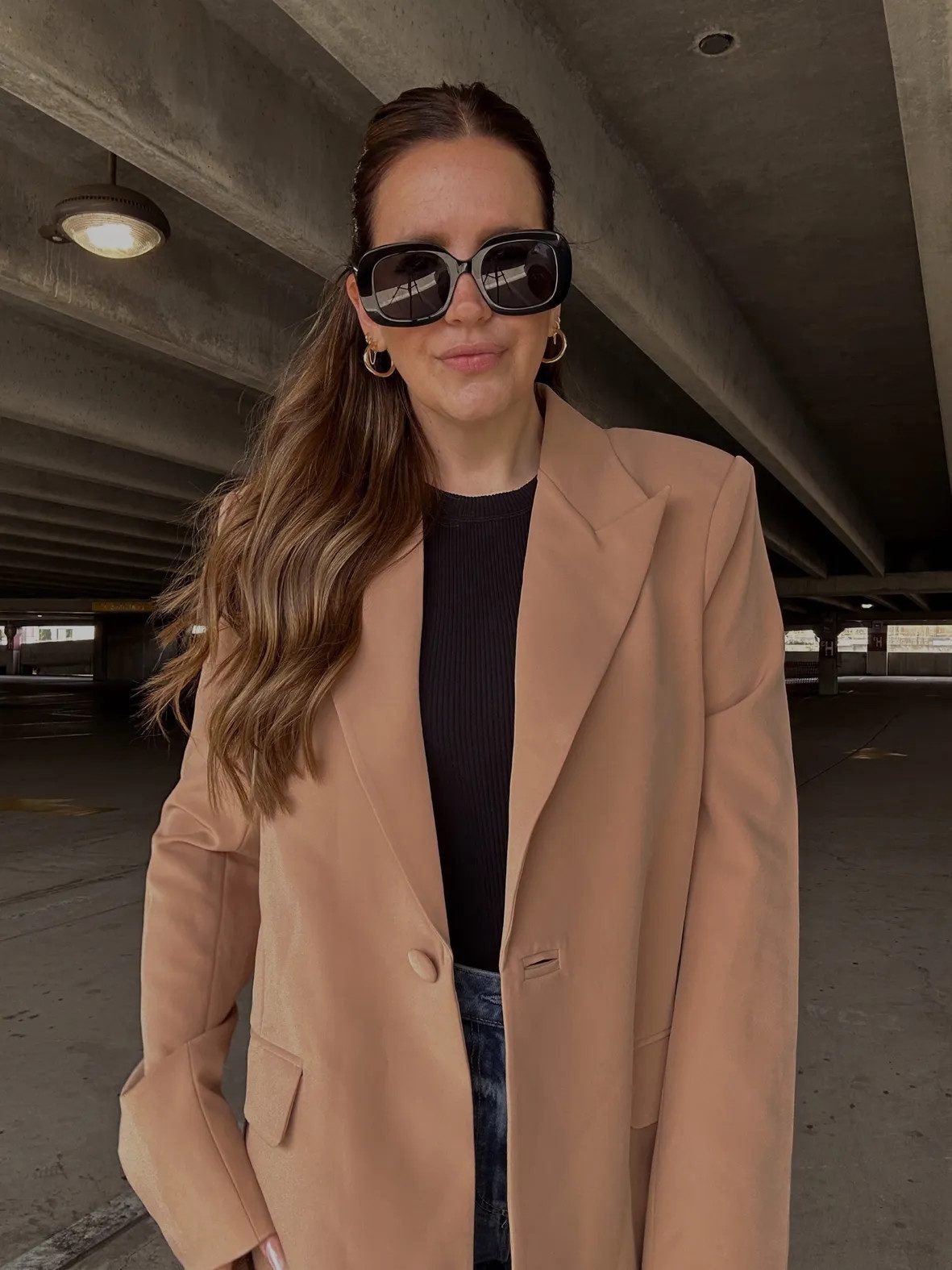 Oversized Sunglasses with a Camel Blazer and Black Ribbed Top — Oversized Sunglasses Outfits